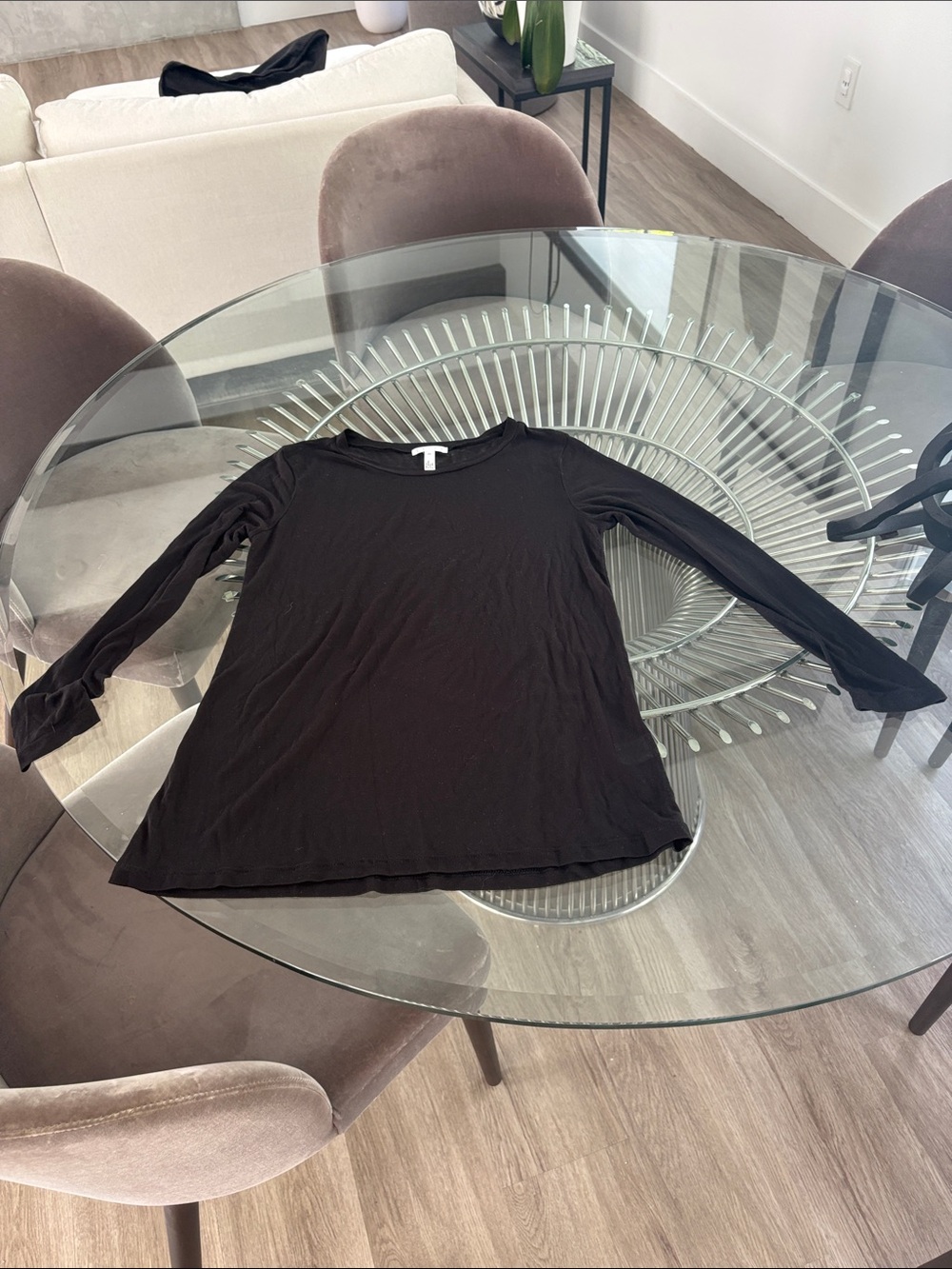 Leith Black Long Sleeve lightweight Crewneck Top
